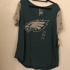 women’s EAGLES tee